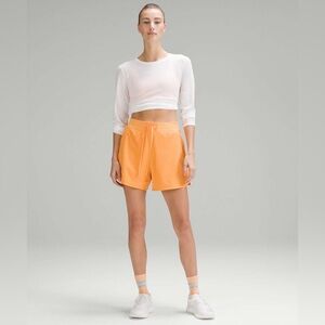 Lululemon license to train High rise short, 4”